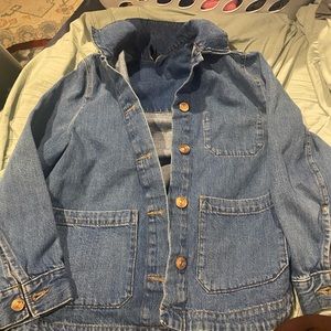 jean jacket from H&M says size 6 but it’s a small